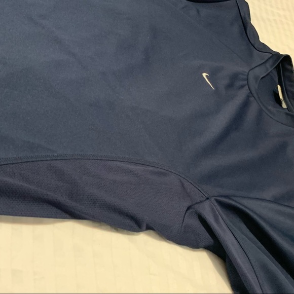 MENS VINTAGE NIKE CENTER CHECK POLYESTER NAVY TEE SHIRT SIZE XL CLEAN NO SNAGS - Picture 4 of 7